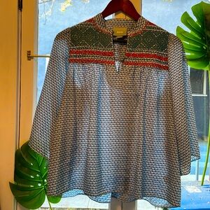 Maeve Women’s Boho Embroidered Horse Pattern Lightweight Blouse M